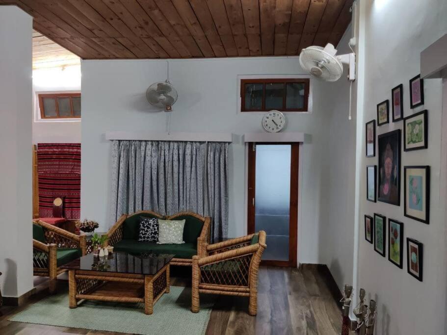 The Nook Rooftop Condo And Garden Гувахати Екстериор снимка